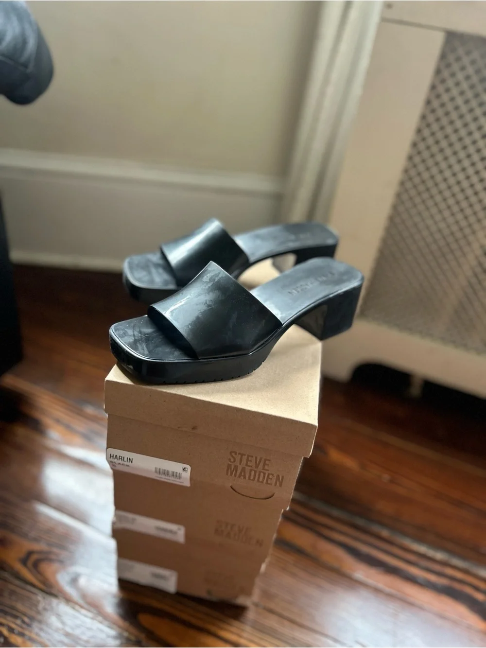 Steve Madden Black Leather Block Heel Mules